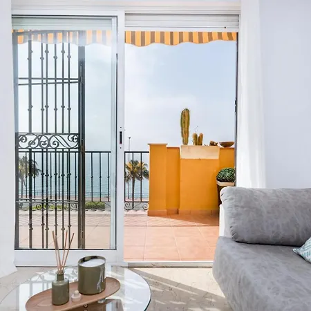 Amazing Carvajal Views Daire Benalmádena